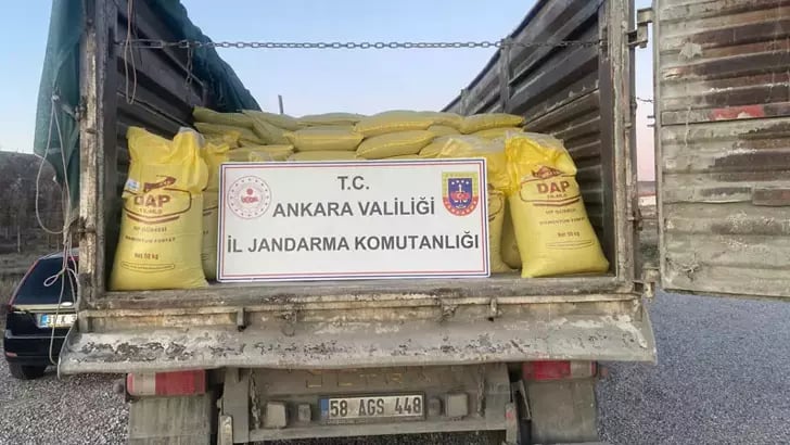 Ankara'da 30 Ton Sahte Gübre Ele Geçirildi, 3 Kişi Gözaltında