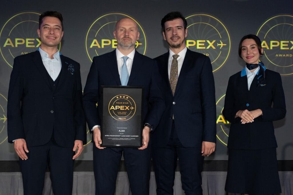 AJet’e APEX’ten 2 Yılda 2 Ödül
