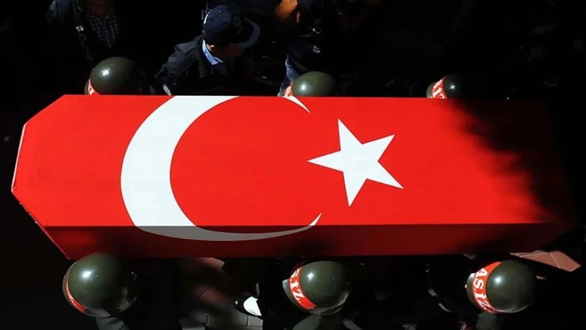 Balıkesir'de F-16 Uçağı Düştü: Pilot Şehit Oldu