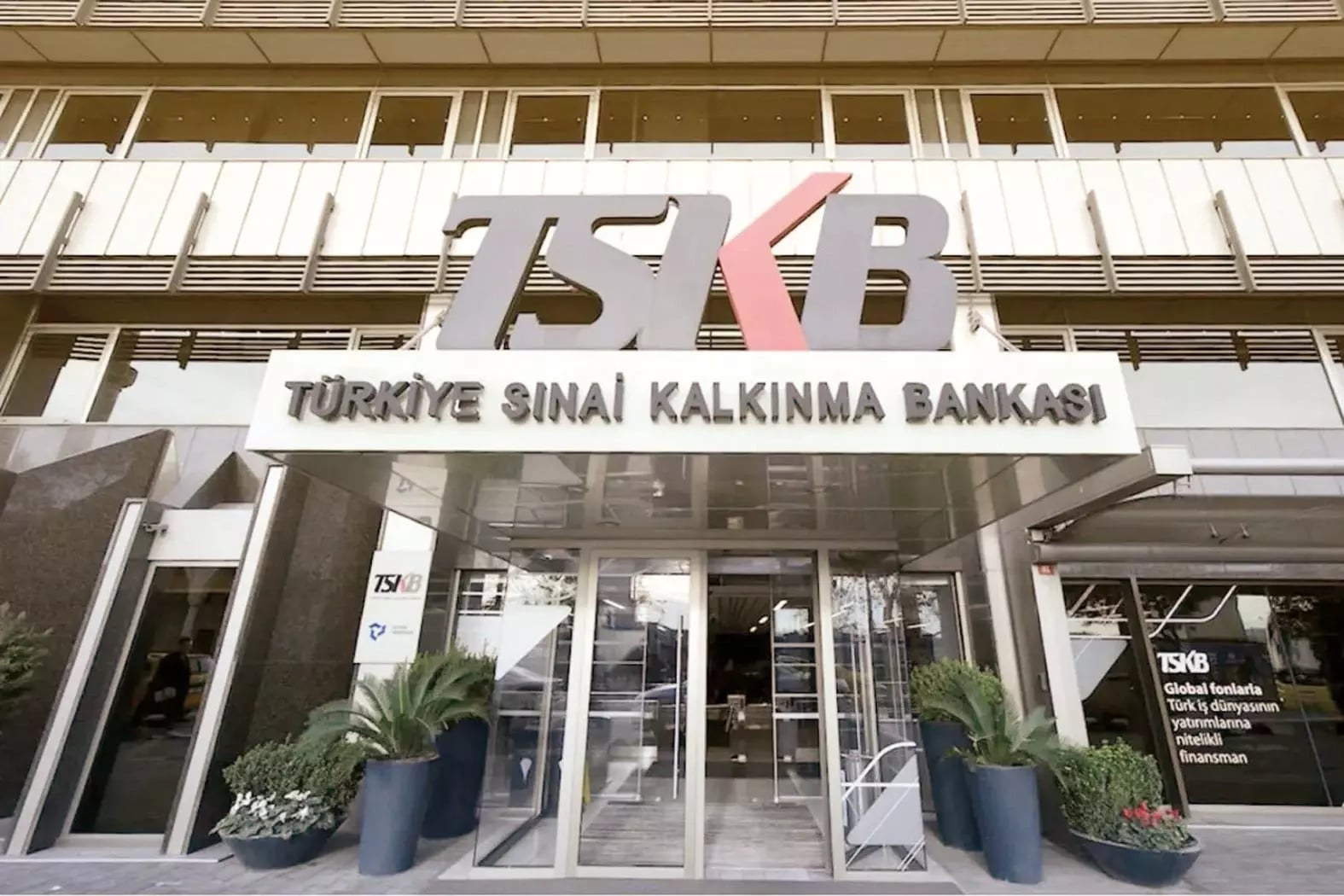 TSKB 1.25 Milyar Dolar Tutarında Yurt Dışı Borçlanma Aracı İhracı İçin SPK Onayı Aldı